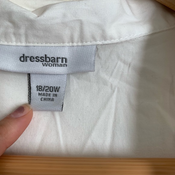 Dress Barn White Sleeveless Tie Blouse Size 18/20 - Picture 2 of 4